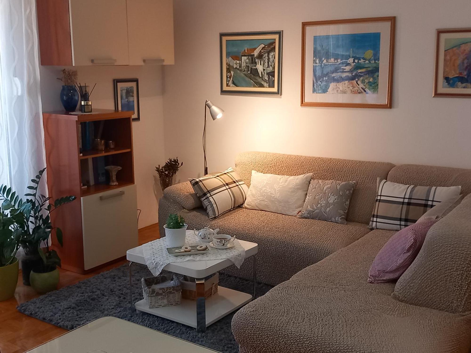 Apartment Harmony - Pleasant And Comfortable Place With A Balcony And A Secured Garage Split Bagian luar foto
