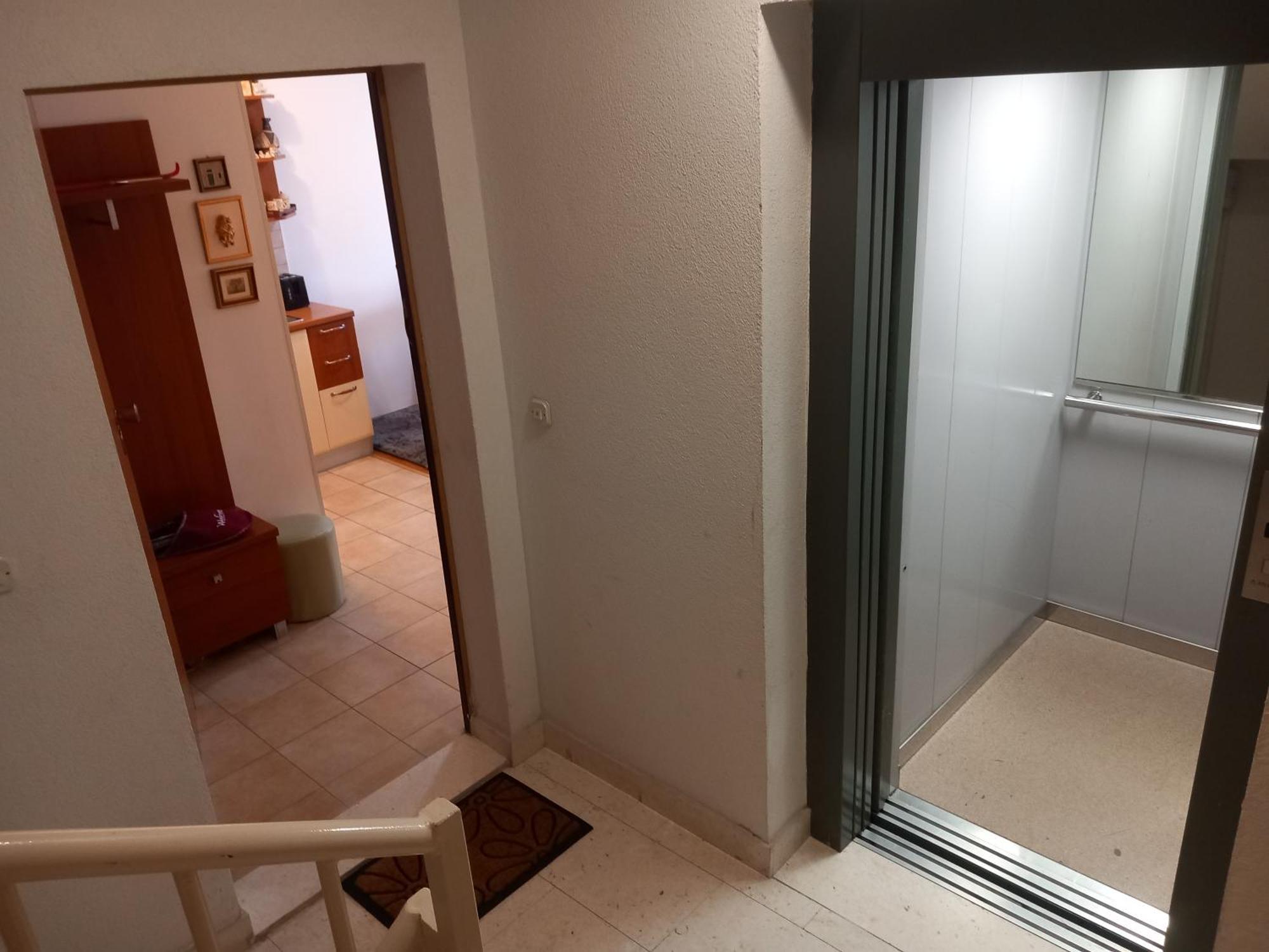 Apartment Harmony - Pleasant And Comfortable Place With A Balcony And A Secured Garage Split Bagian luar foto
